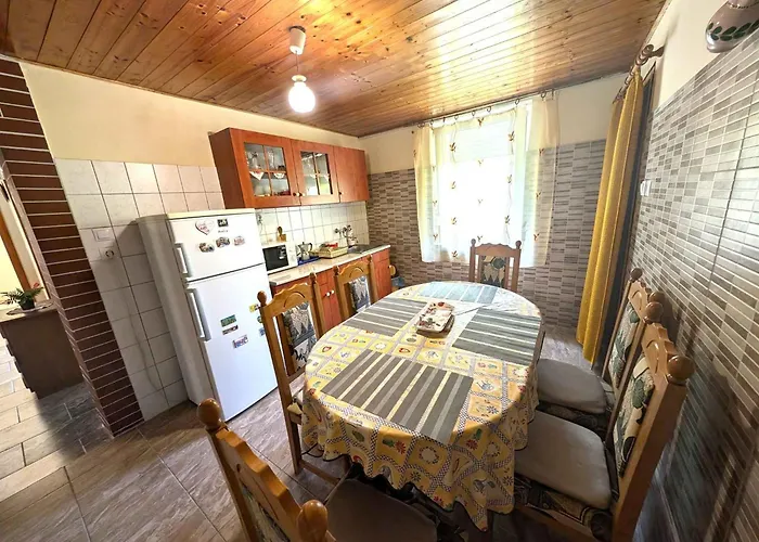 Vakantiehuis In 54592 Balatonfenyves