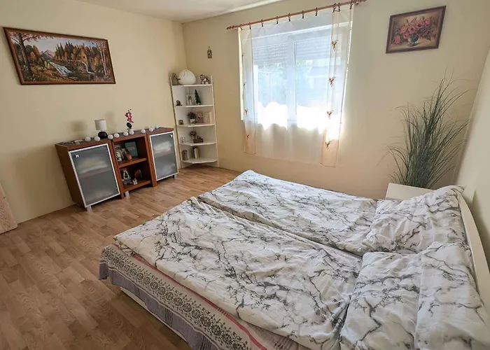 In 54592 * Balatonfenyves